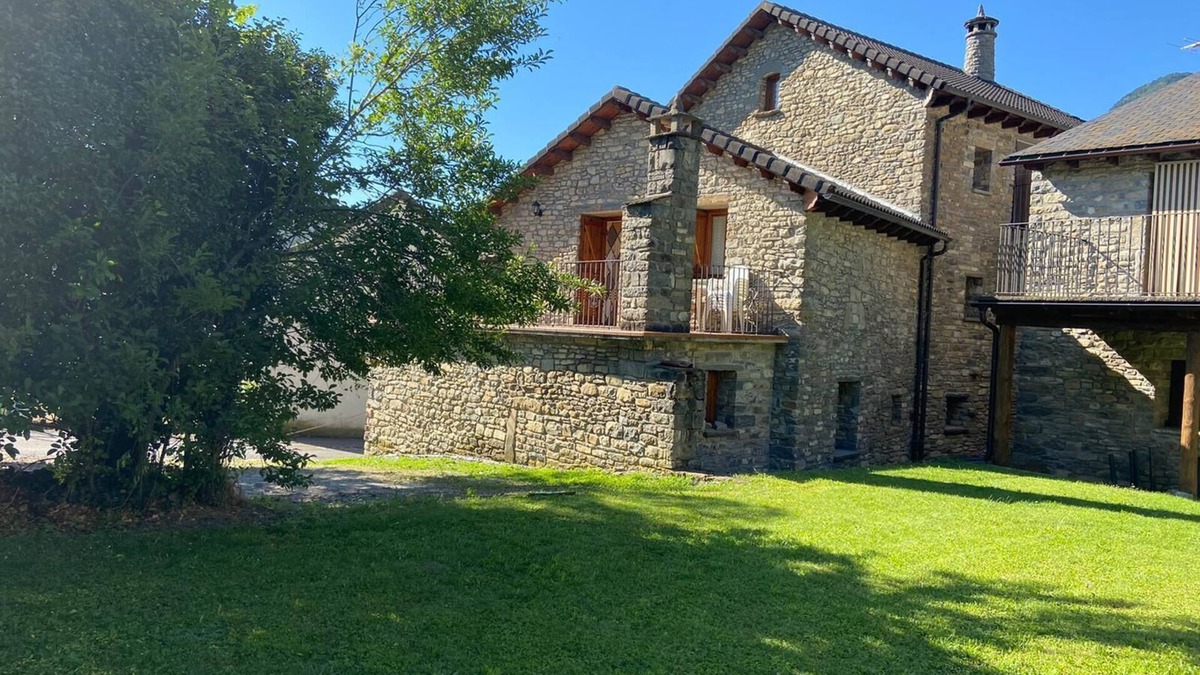 Fiscal House | SUERTES HOUSE (ORDESA - PIRINEOS)
