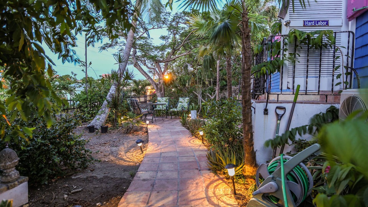 Christiansted House | Sugar Apple Bed & Breakfast