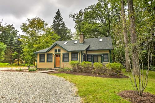 Laurel Mountain House | Sugar Berry Craftsman Home in Laughlintown