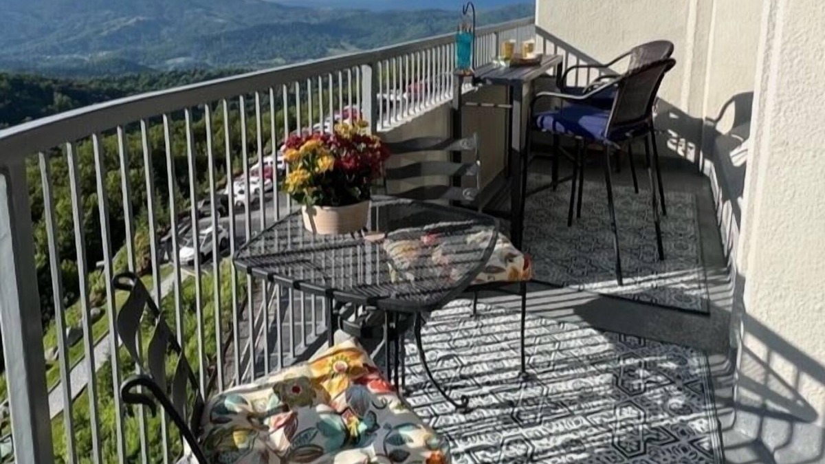 Sugar Mountain Condo | Sugar In The Sky - Quiet End Unit w/Air Conditioning & Work Space
