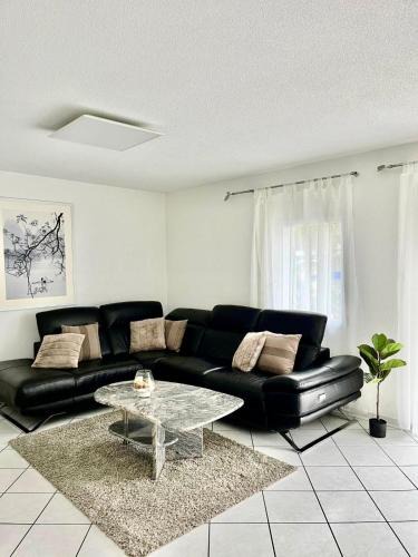 Suhr Apartment | Suhr House