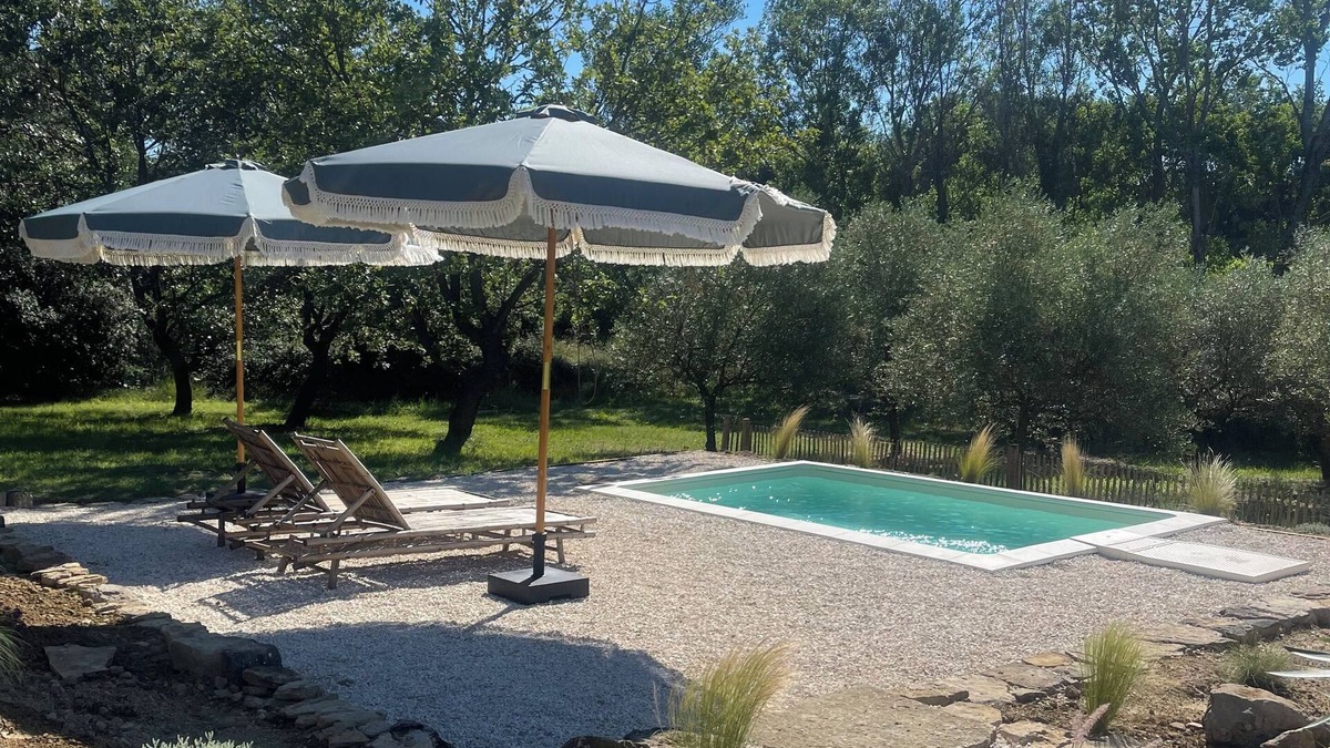 Saint-Cesaire-de-Gauzignan Other | Suite et Terrasse Indépendantes au Milieu des Vignes et des Oliviers