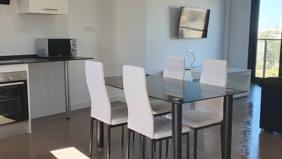 San Jose de La Rinconada Apartment | SUITABLE. JOSE 8 KM FROM SEVILLA NEXT TO THE NEARBY STATION