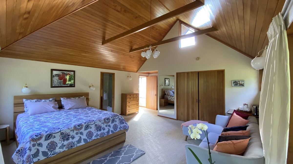 Lynfield House | Suitable for Romantic/family holiday in a mesmerising quiet natural surroundings