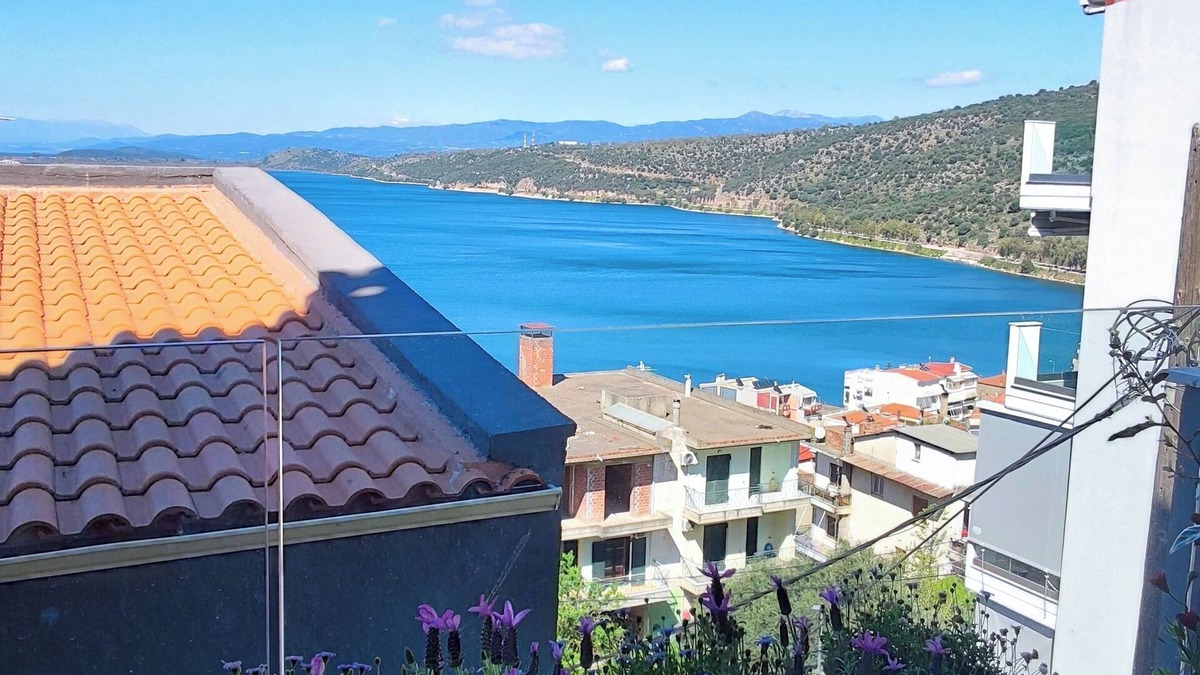 Amfilochia Apartment | Suite 1 on the Hill – Partial Sea View