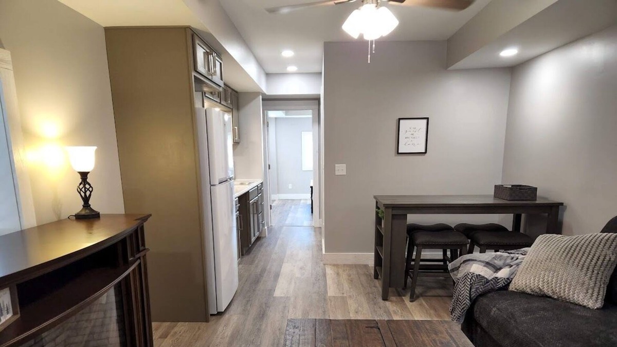 Rawl Apartment | Suite 1 @ Ridge Runners ~ 1 mile to Hatfield McCoy Trail Head #10