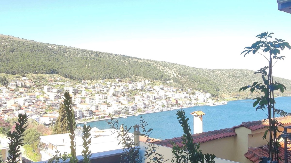 Amfilochia Apartment | Suite 2 on the Hill – Partial Sea View