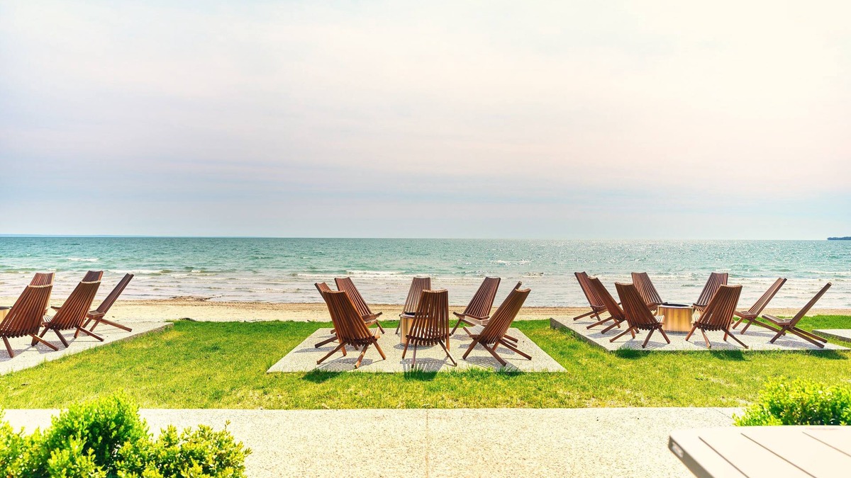 Wainfleet Cottage | Suite 201: Beautiful 3-Bedroom Beachfront Townhouse