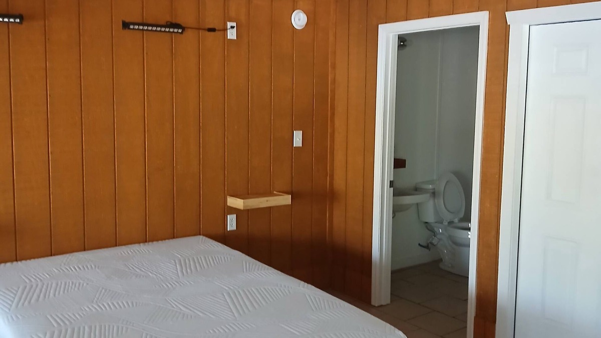 Mayo Resort | Suite A on Convict Springs