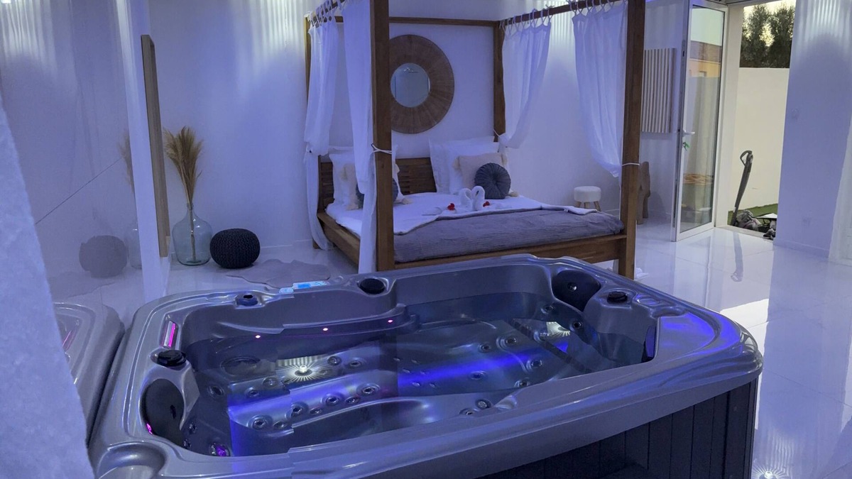 Villetelle Bed & Breakfast | Suite Avec SPA