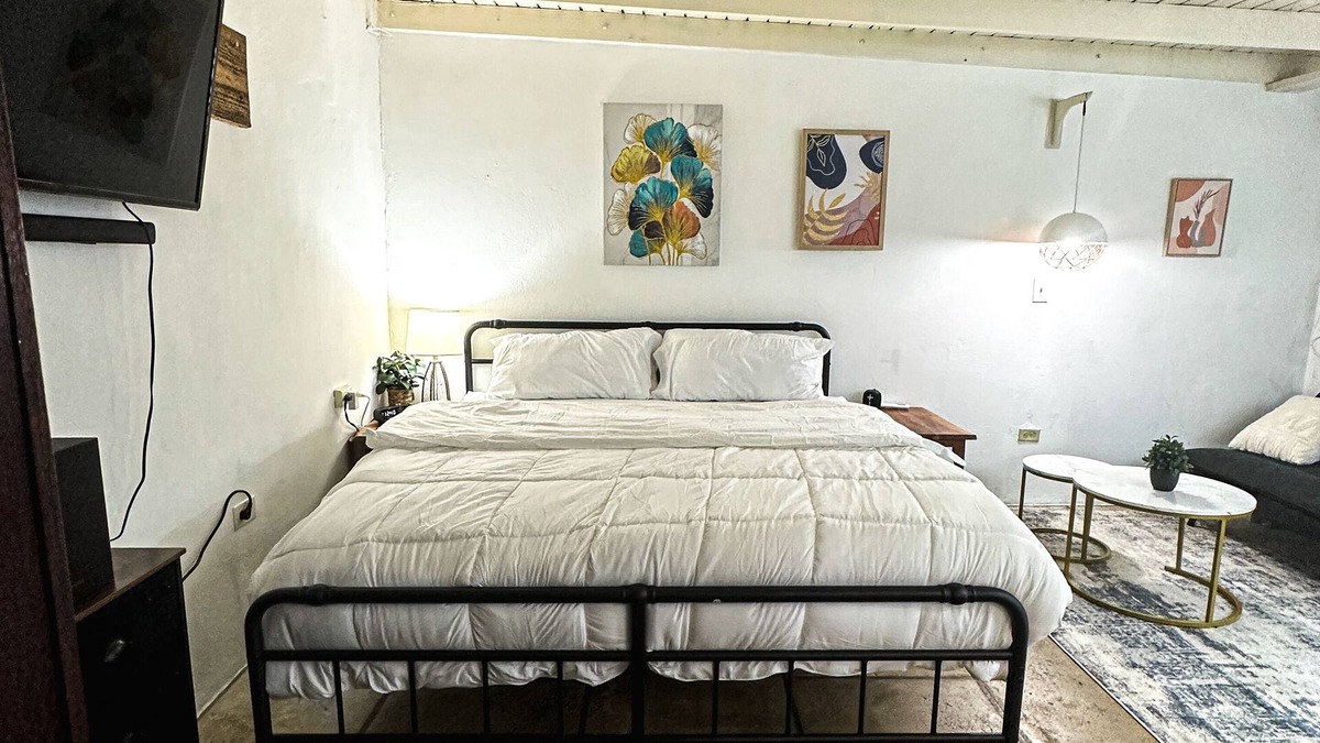 Ocean Park Apartment | Suite By the Beach - Coqui Corner