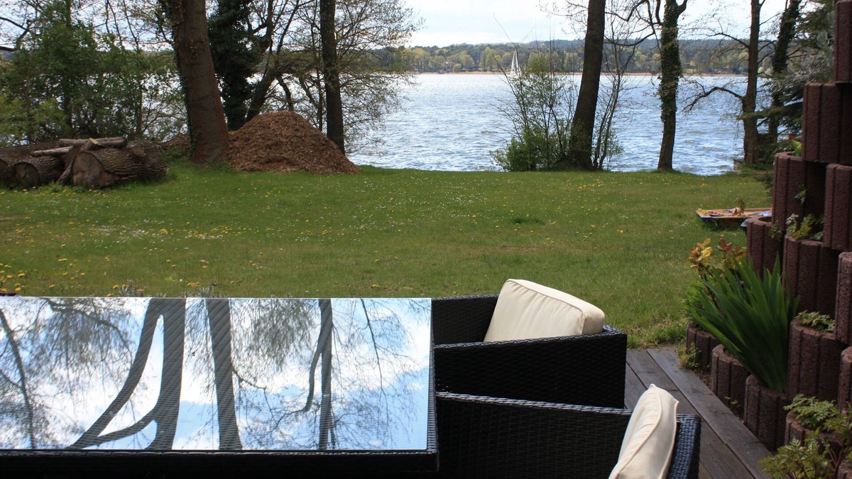 Bad Saarow Apartment | Suite directly on the lake, very private - Ferienhof Löschebrand