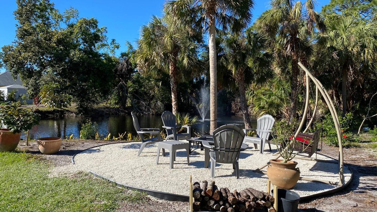 Englewood Bed & Breakfast | Suite Dreams Guesthouse aka Care Takeover Home