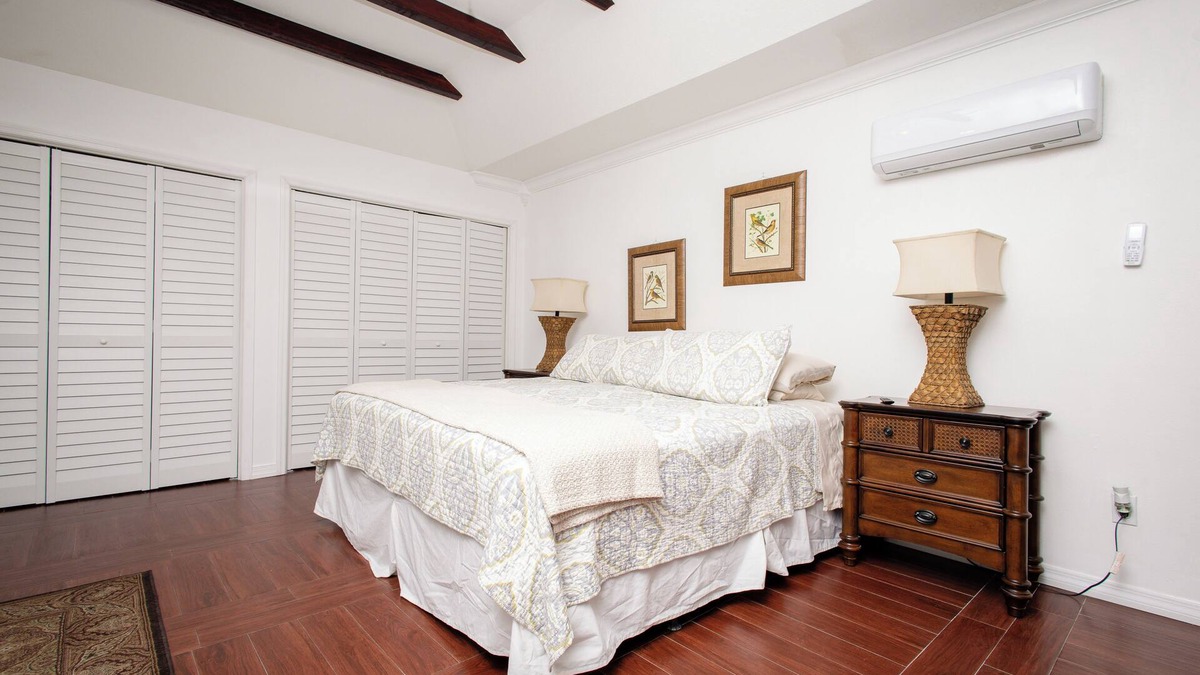 Lakeland Apartment | Suite Escape in Family friendly area