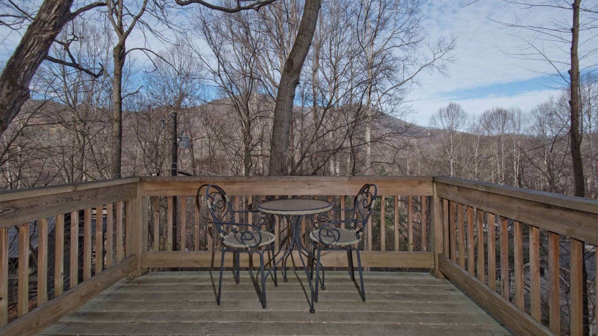 Maggie Valley House | Suite Escape Mountainside Retreat