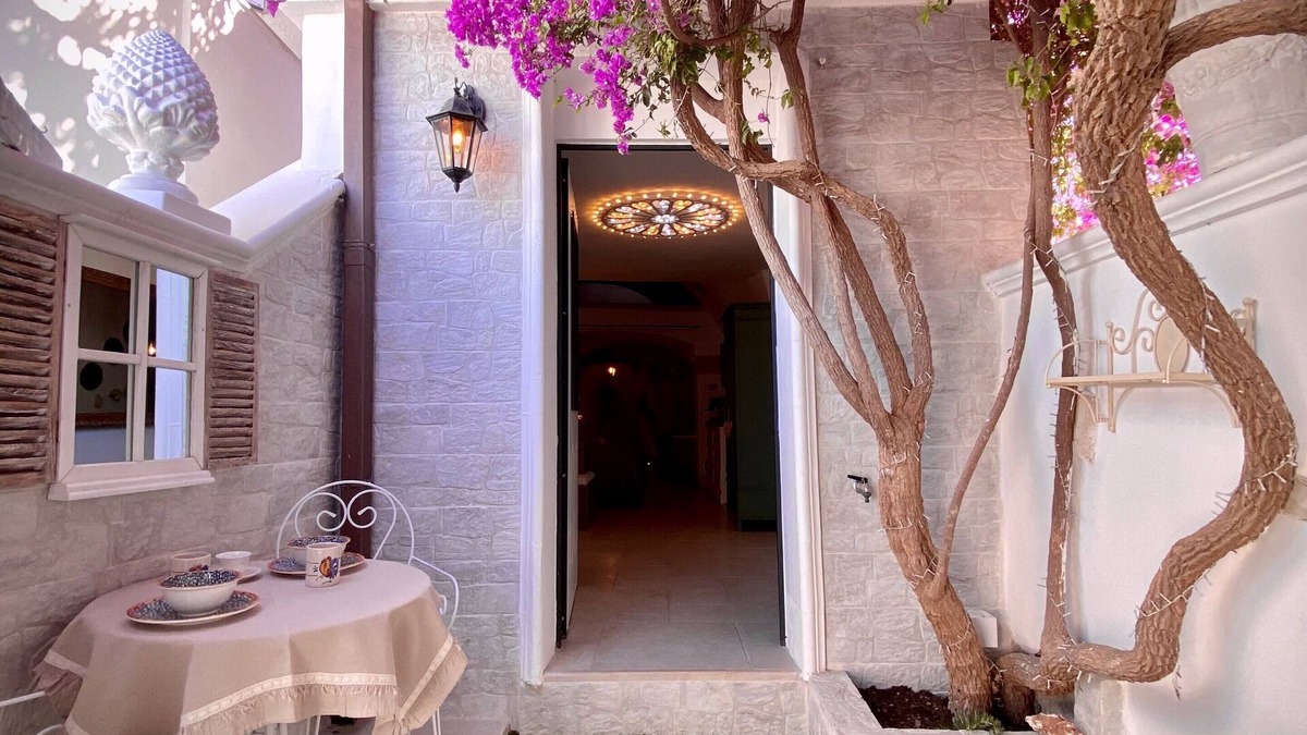 Centro Storico House | Suite Famigliare Deluxe con Grotta Naturale nel Borgo Storico di Massafra