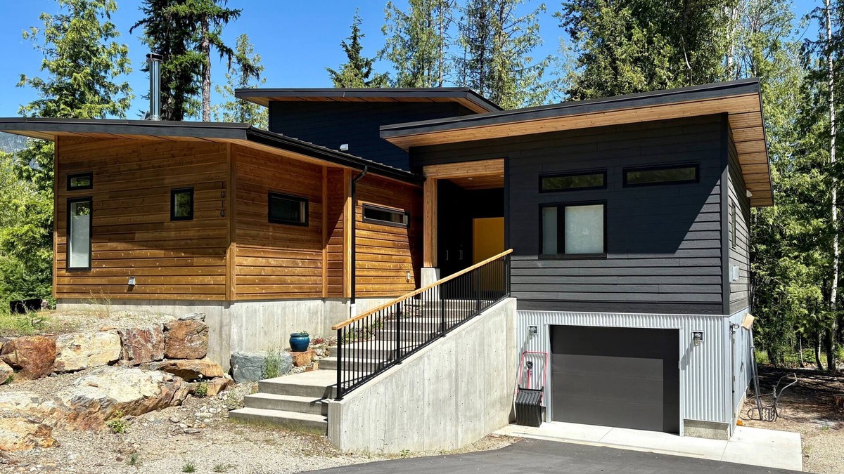 Rossland Apartment | Suite for two at Red Mountain Resort!