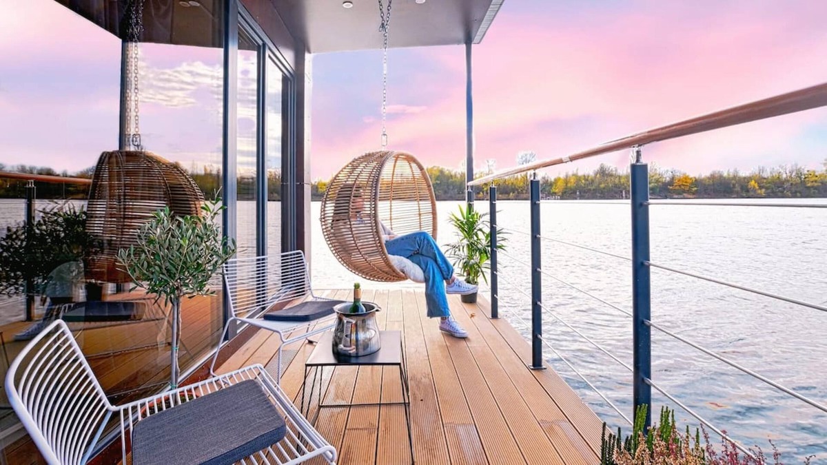 Guernes House | Suite 5*: Nid d'amour sur l'eau avec Jacuzzi