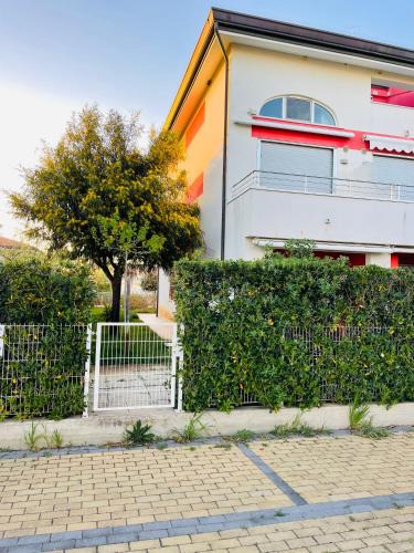 Marina di Montenero Apartment | SUITE GARDEN-MARINA SVEVA