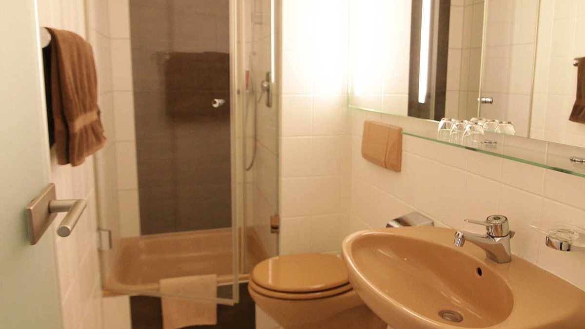 Erlangen Bed & Breakfast | Suite - Hotel & Gasthof Ritter St. Georg