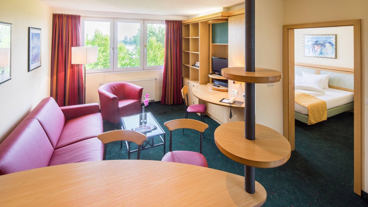 Paunsdorf Hotel | Suite Hotel Leipzig - Ferienwohnung mit Küche/bad und 2 Getrennten Zimmern
