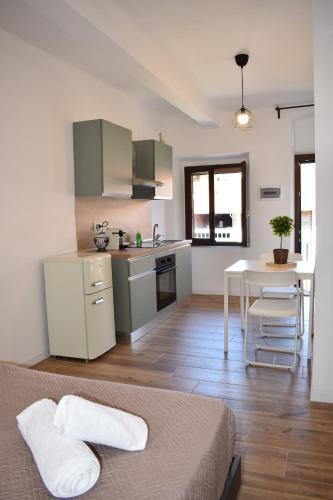 Magenta Apartment | Suite Leonardo