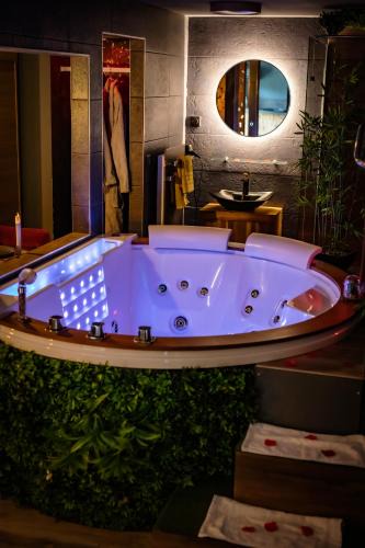 Saint-Blimont House | Suite Romantique avec Spa Privatif Sauna & Ambiance cosy Baie de Somme