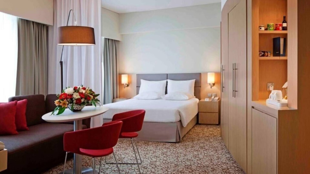 Al Barsha 1 Apartment | Suite Room Near Mall of Emirates