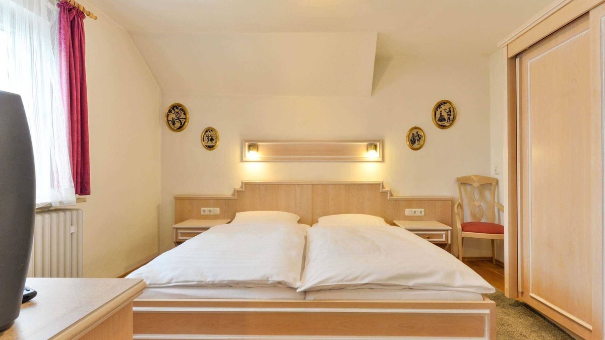 Starnberg House | Suite shower/WC - Gasthof Zur Sonne