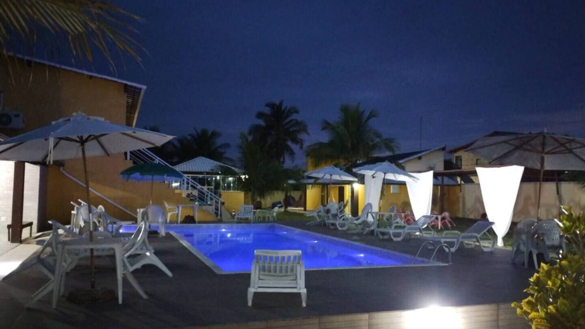 Barra Nova Apartment | Suite with air conditioning, minibar, queen size bed, private balcony with hammock