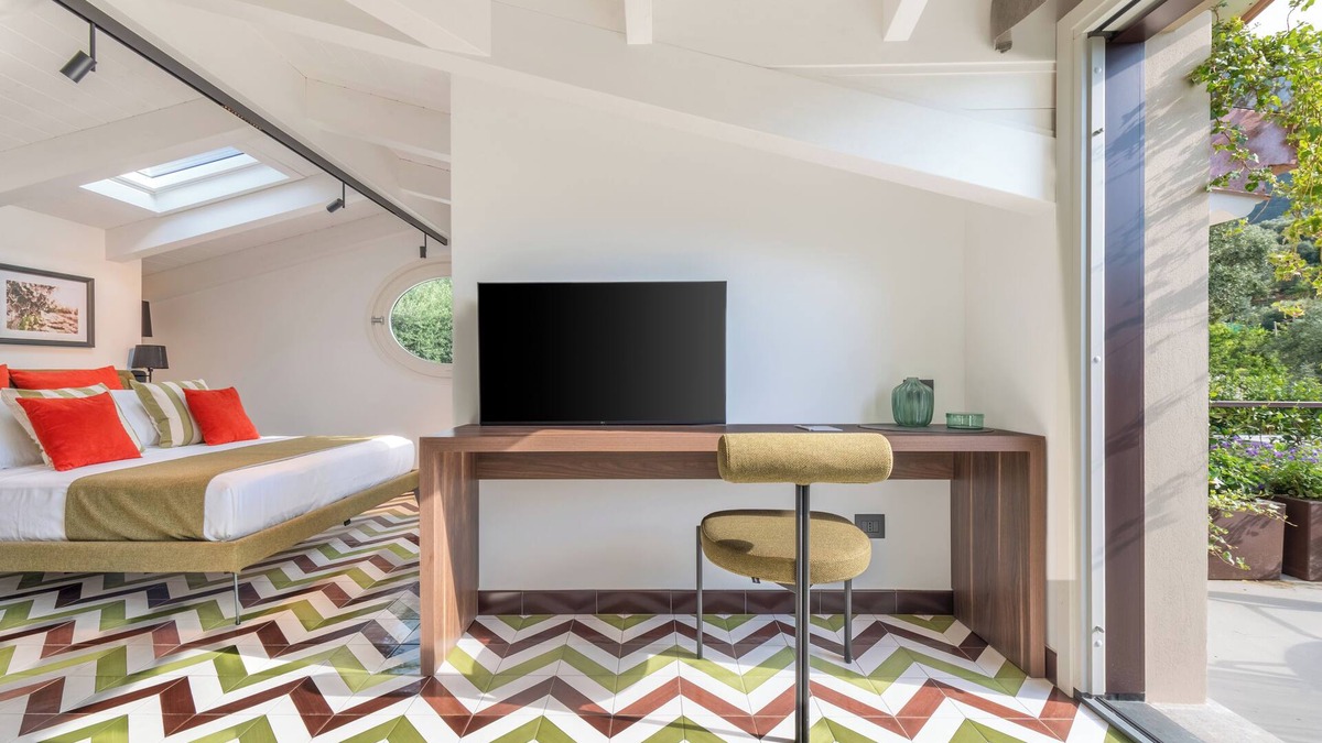 Piano di Sorrento Resort | Suite with Gulf and Mountain View in Sorrento