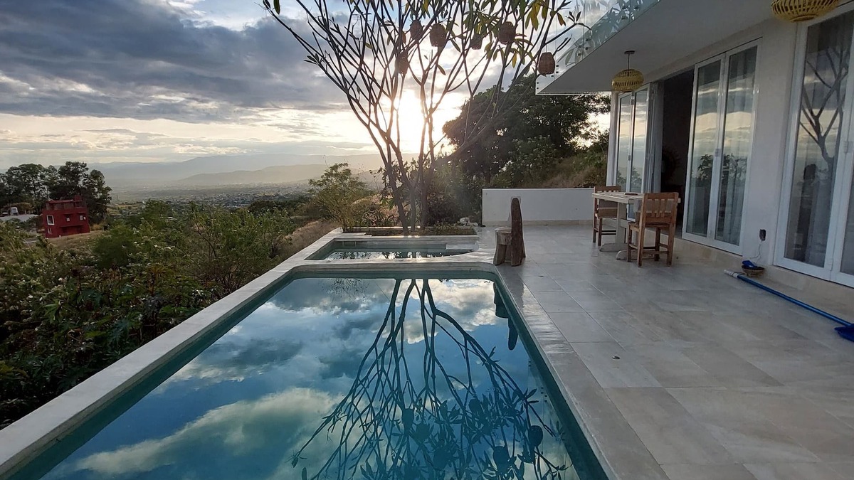 San Andres Huayapan Cottage | Suite with pool and mountain view/Suite with pool and mountain view