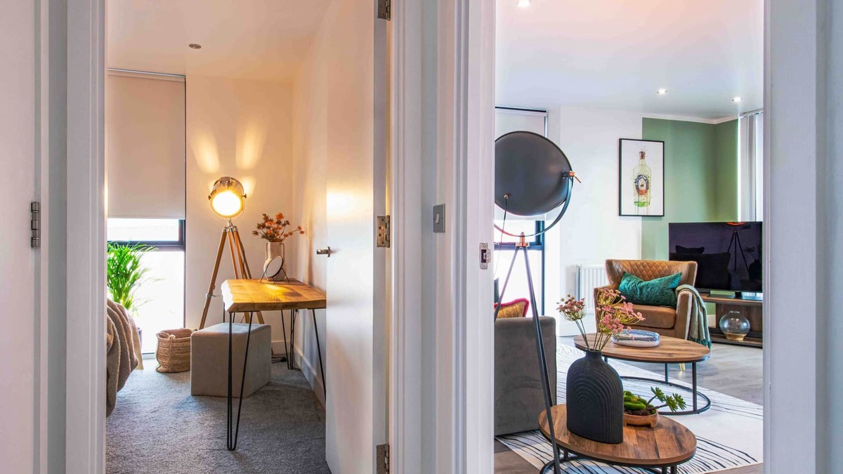Plymouth Apartment | Suite115@Milbay Luxury Signature