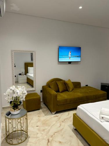 Qafe e Gjashtes Apartment | Suites by Era