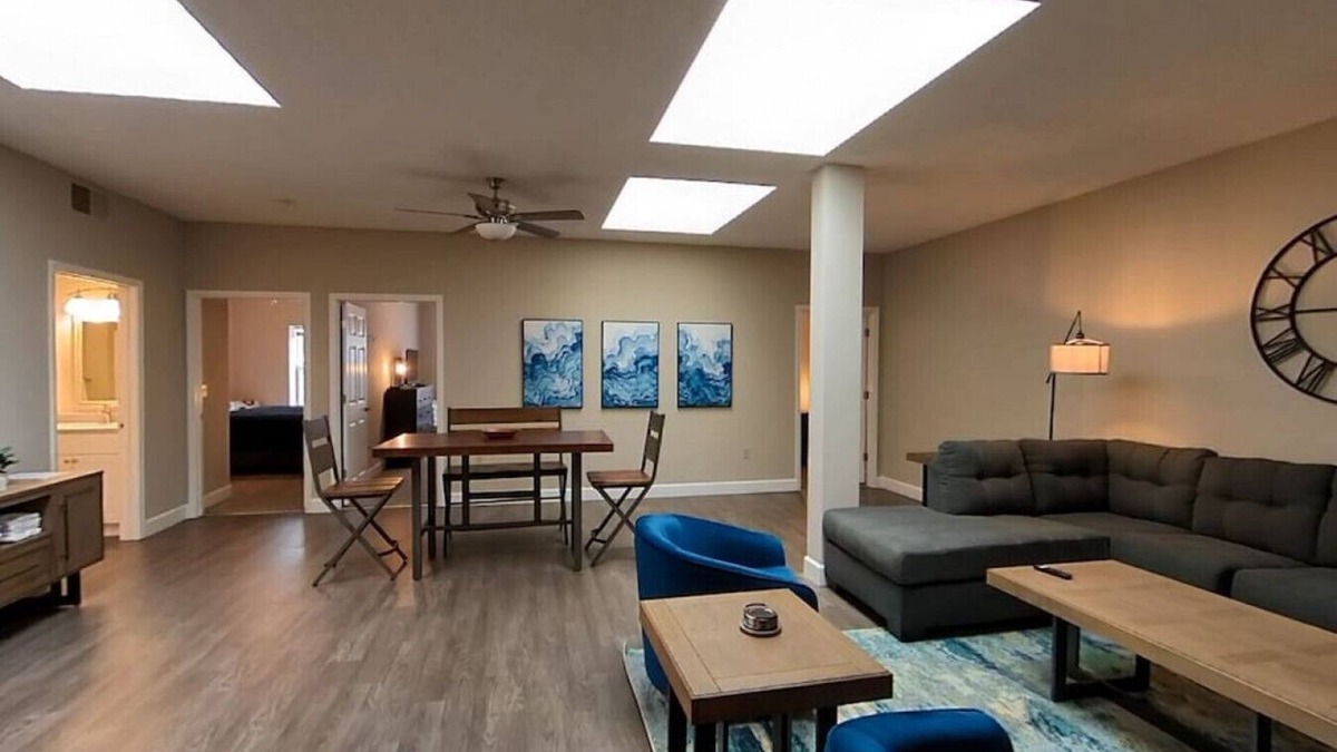 East Lawrence Apartment | Suites on Mass - 911 Massachusetts suite C2