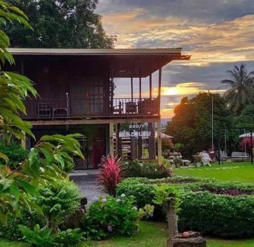 Wang Thong House | Sum sumbuy ซำ ซำบาย โฮมสเตย์