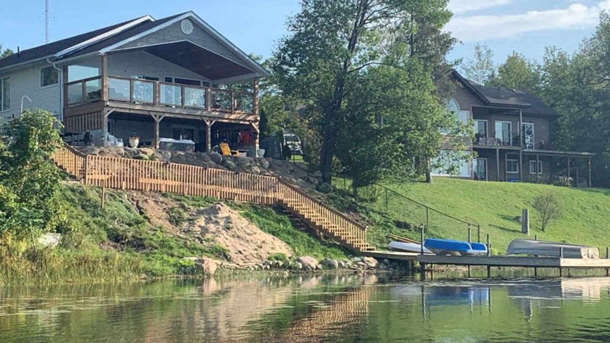 Midland Cottage | Sumac Trail - Modern Waterfront Cottage w/Hot Tub, Pool Table, Watercraft