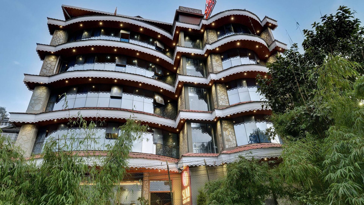 Darjeeling House | Sumi Queen's Yard Rink Mall Darjeeling