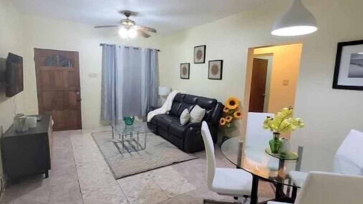 Santa Cruz House | Summaz Place!