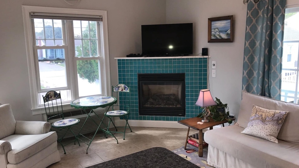 Misquamicut Condo | SUMMER 2025 GETAWAY! Great rates and Beach Parking included!