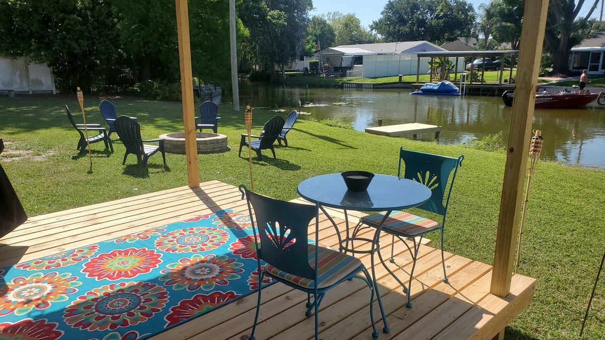Eustis House | Summer Adventures on the Lake! Bring your boat