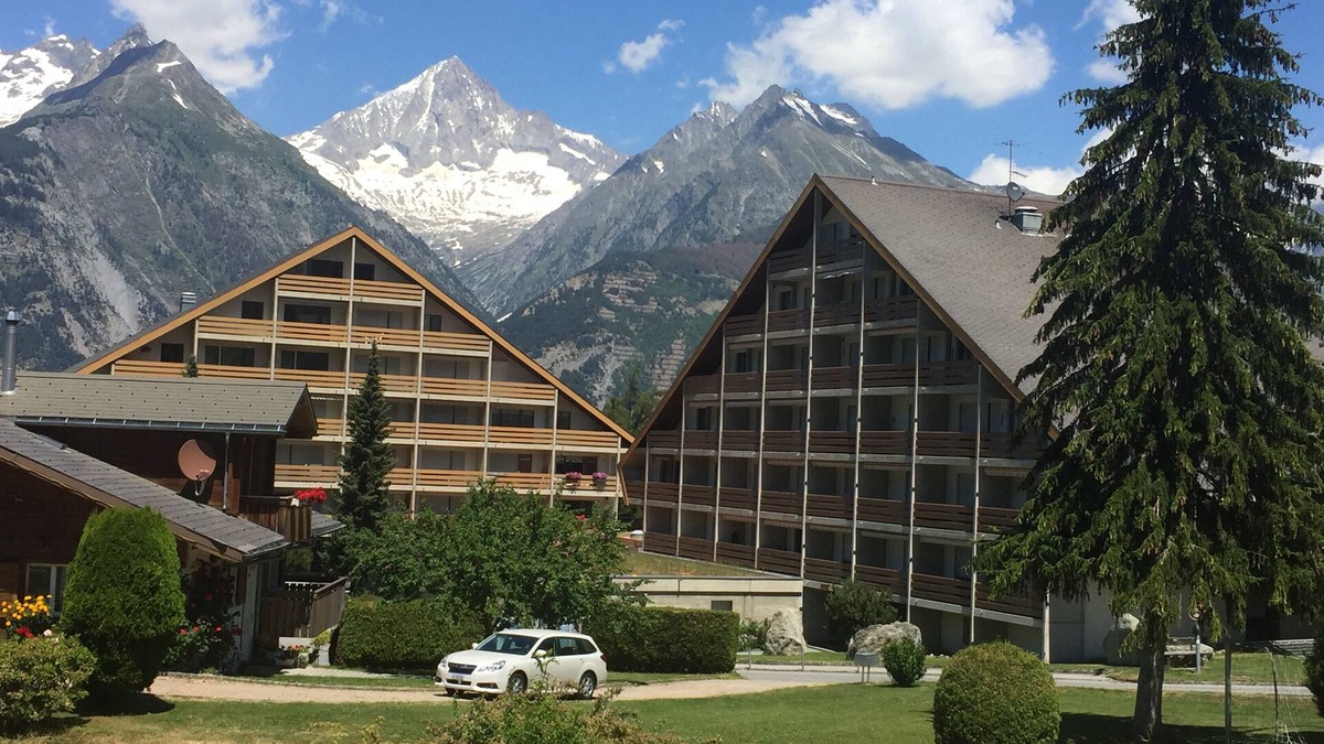 Unterbaech Apartment | Summer and winter holidays in the Upper Valais near Zermatt and Saas-Fee