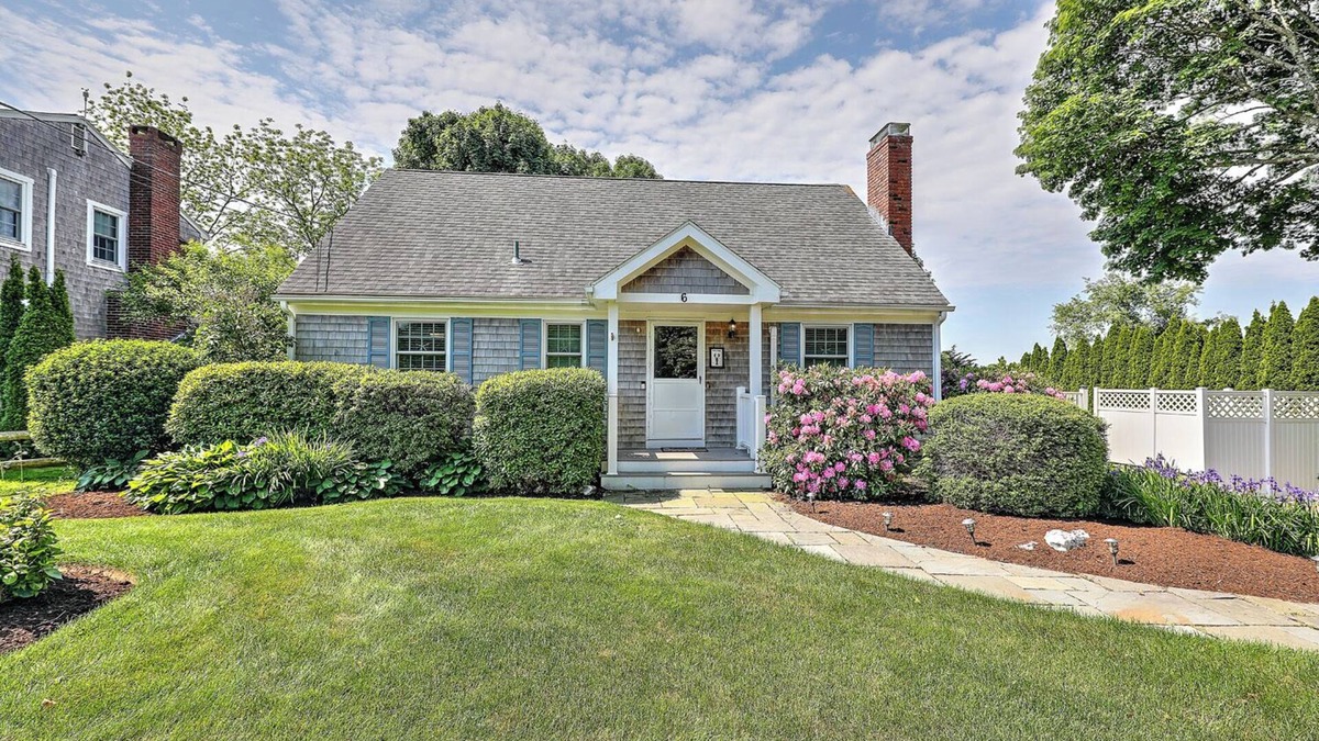 Briggs Farm House | Summer Beach Rental