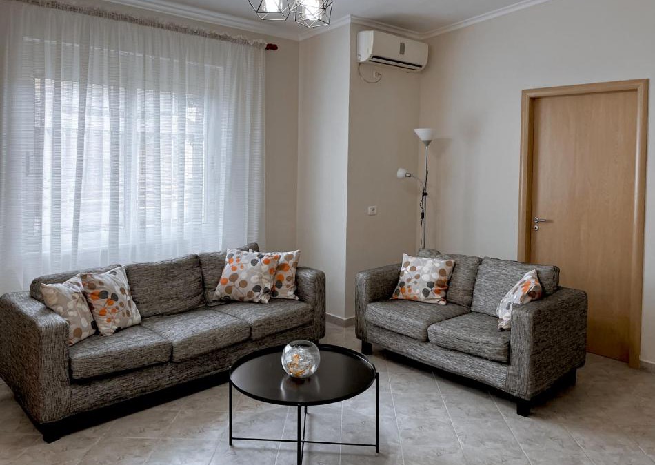 Ishem Apartment | Summer Breeze Apartment G13, Lalzi Bay, Lura 1