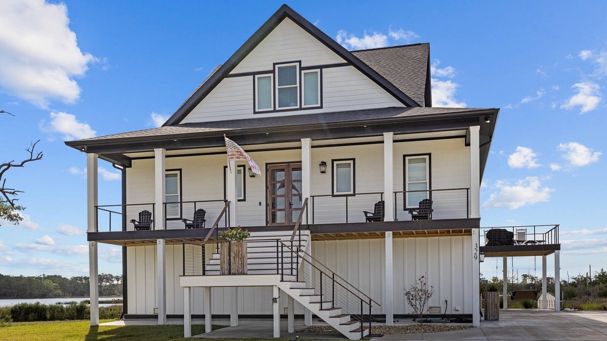 Beaufort House | Summer Breeze beach and boaters retreat. Brand new house with tons of activities