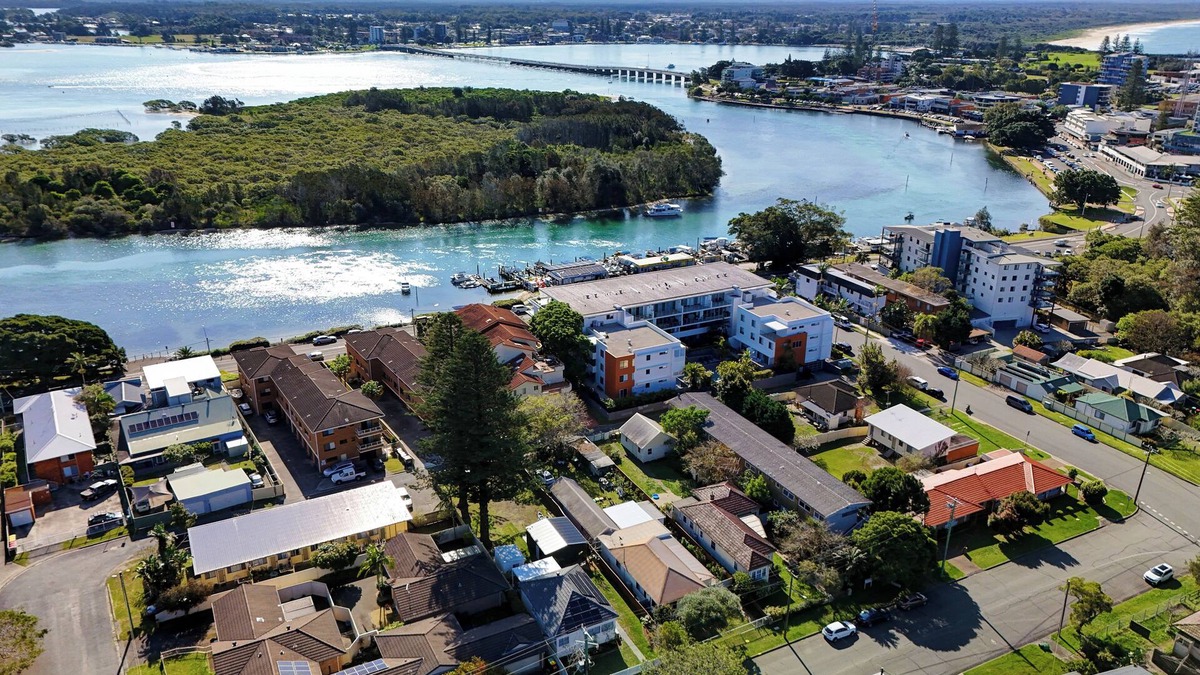Forster House | Summer Breeze ForsternThe Perfect Family Getaway on the Mid North Coast of NSW