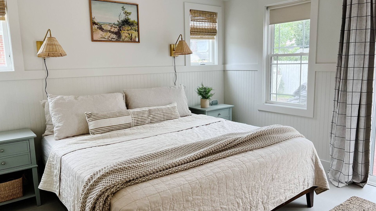 Cape Charles House | Summer Camp Tiny Cottage - Perfect for a couples/friends retreat & small fams!
