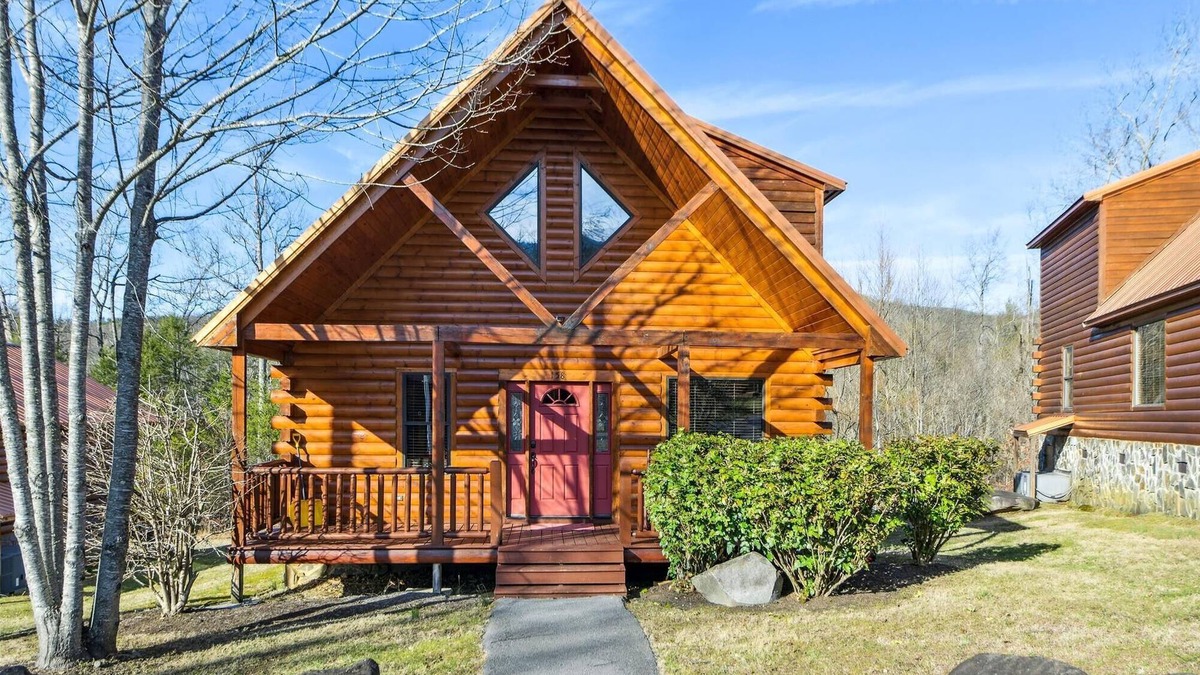 White Oak Lodge Cabin | Summer Fun, Adventure and Relaxation Time!
