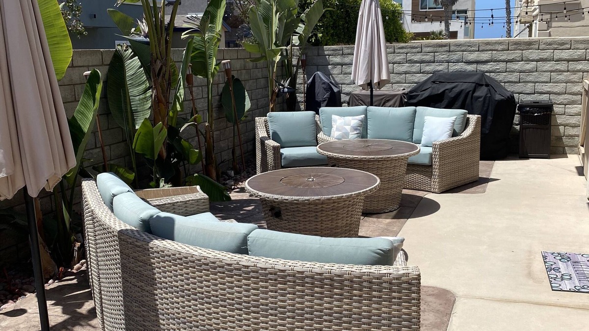 Oxnard Shores House | SUMMER FUN BEACH GETAWAY RETREAT - VINTAGE - NOSTALGIC SURF DECOR & OUTDOOR LIFE