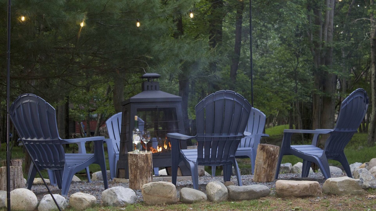 Briar Crest Woods Ski Chalet | Summer Fun Chalet Near Lake W/BBQ, Fire Pit, Stargazing Deck & Hot Tub